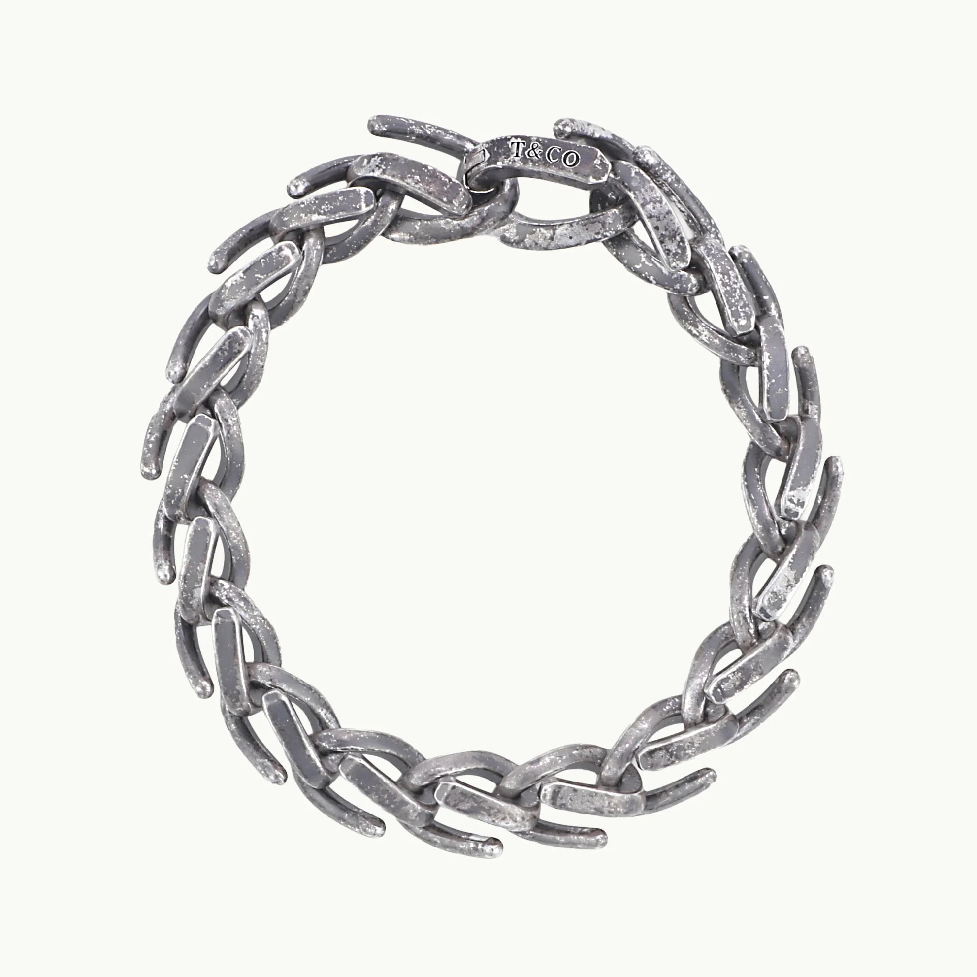フォージ ミディアム リンク ブレスレット いぶし仕上げ｜TIFFANY & CO