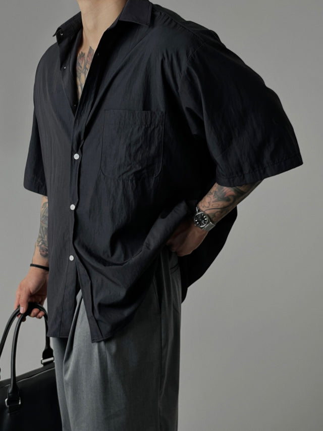 Airy Minimal Half Shirt