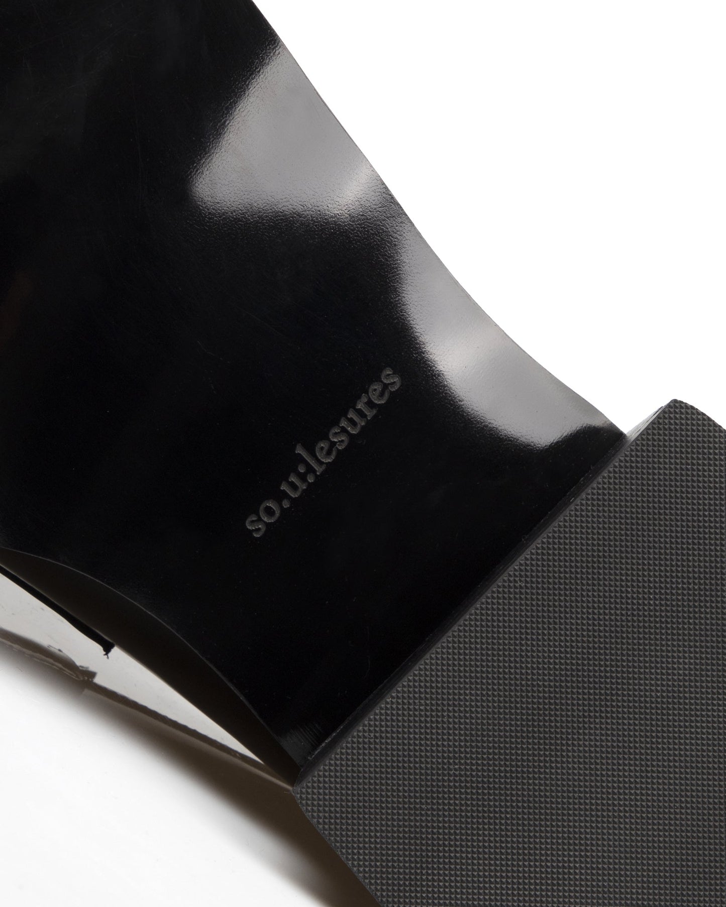 SOULESURESの人気韓国ブランド通販WooStore公式