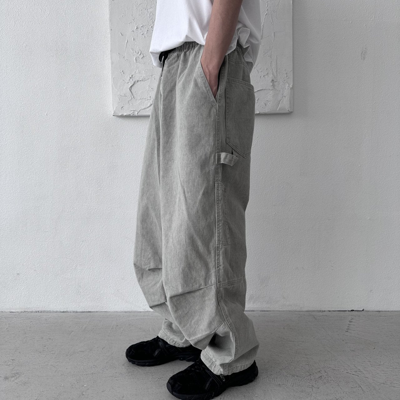 GRAY back
