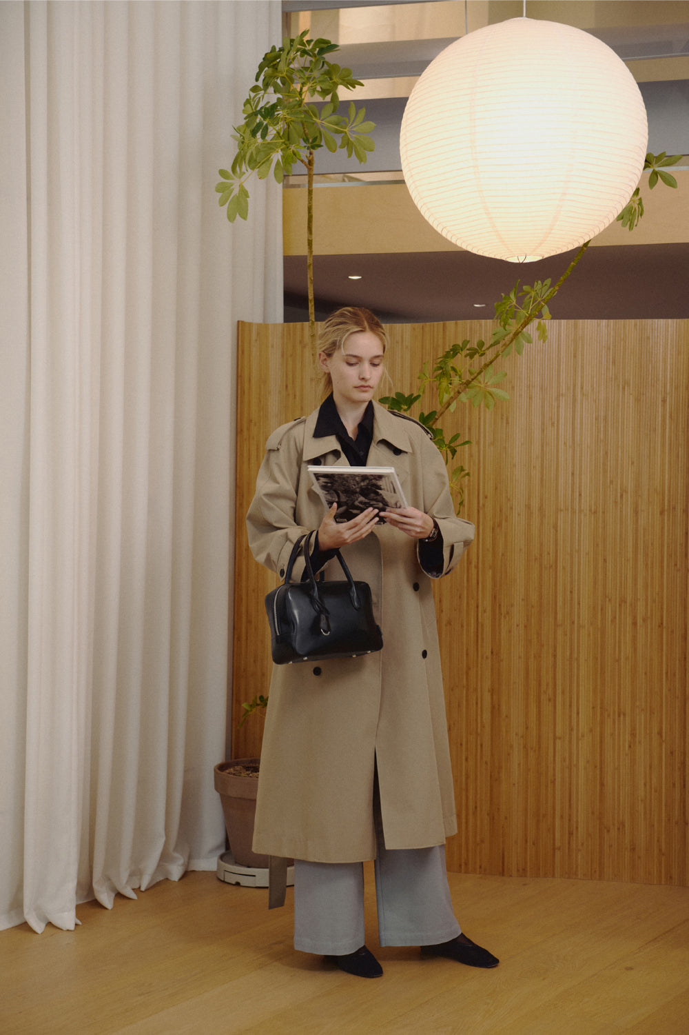 韓国 トート バッグ ブラック 大人ミニマル