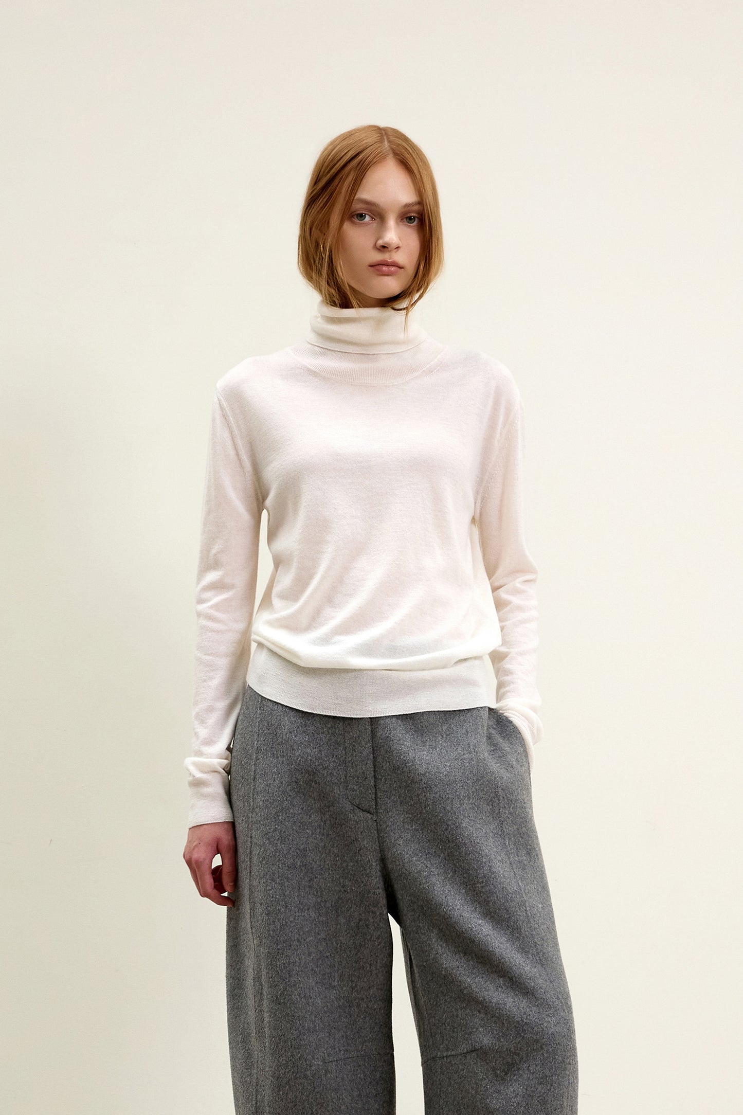 【BLOSSOM H COMPANY 2025AW】MOAHE TURTLE-NECK KNIT