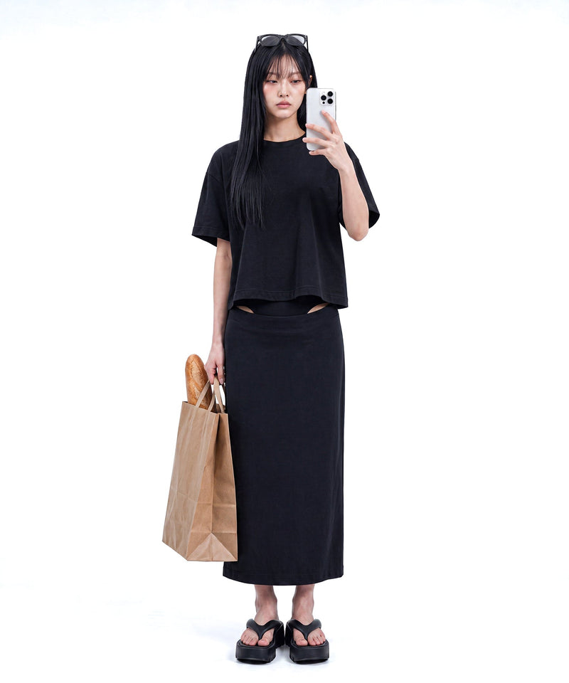 真面目な一枚も、遊び心のある一枚も。韓国ストリート「C Wear」、注目の4型。