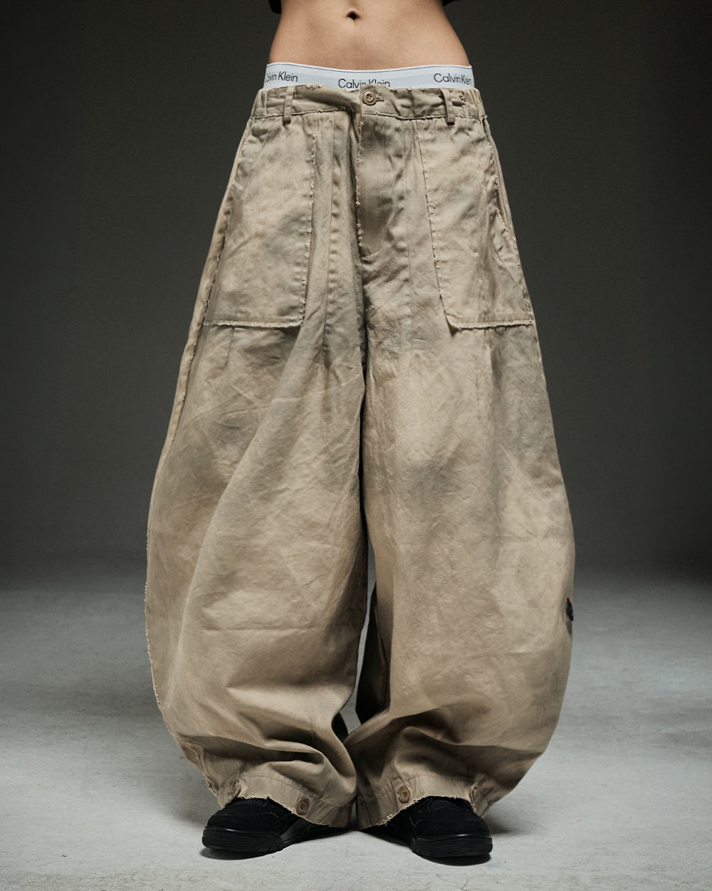 Curved works pants BE dirty