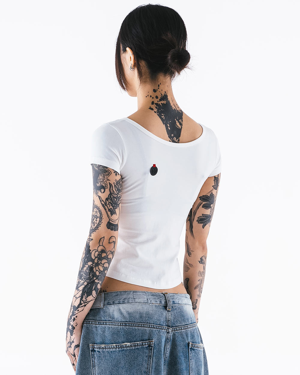 Jewelry scoop t-shirts WH