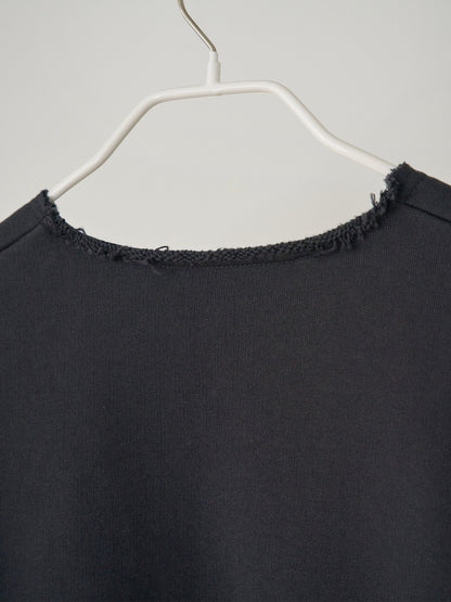 MARAN Raw Edge Sweatshirt - Charcoal 商品画像18/19