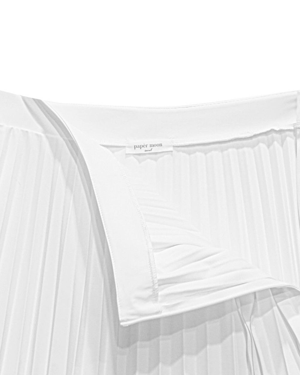 PAPERMOONの人気韓国ブランド通販WooStore公式