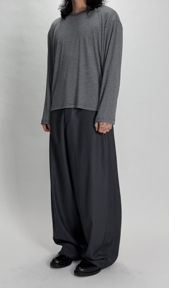 Tray Border Long Sleeve Tee
