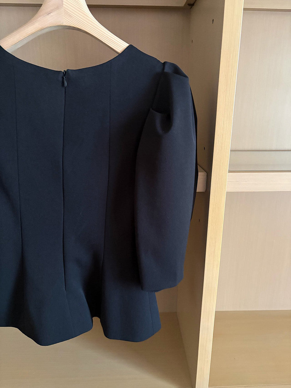 【A MA:DE】Liner blouse