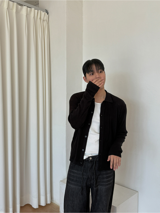 Light Knit Collared Cardigan Shirt