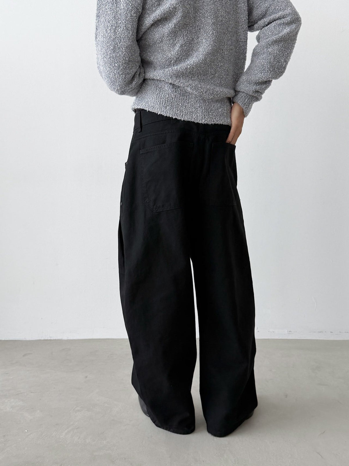 FW Side Tuck Wide Pants