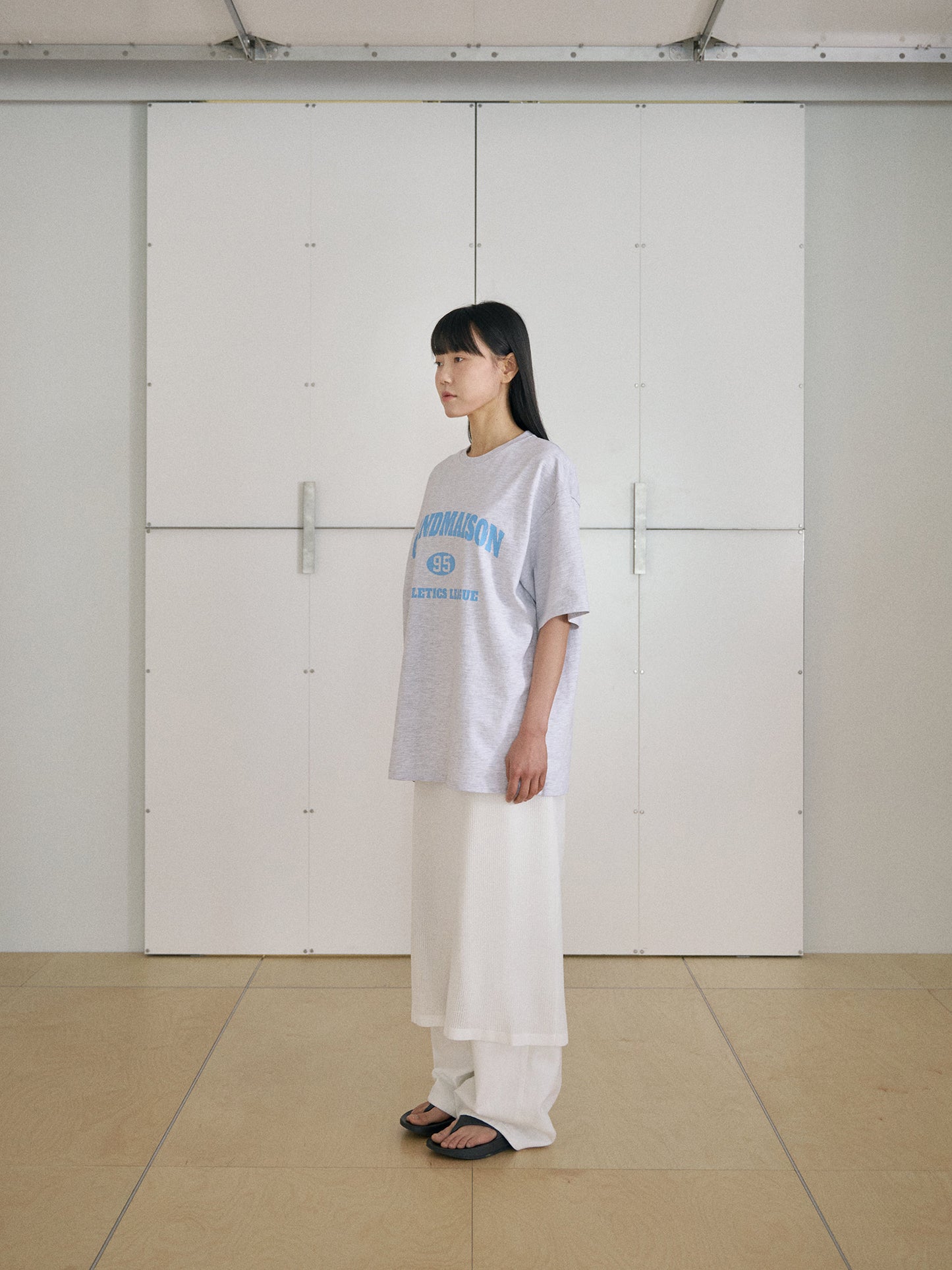 Crack Lettering Short Sleeve - Light Gray