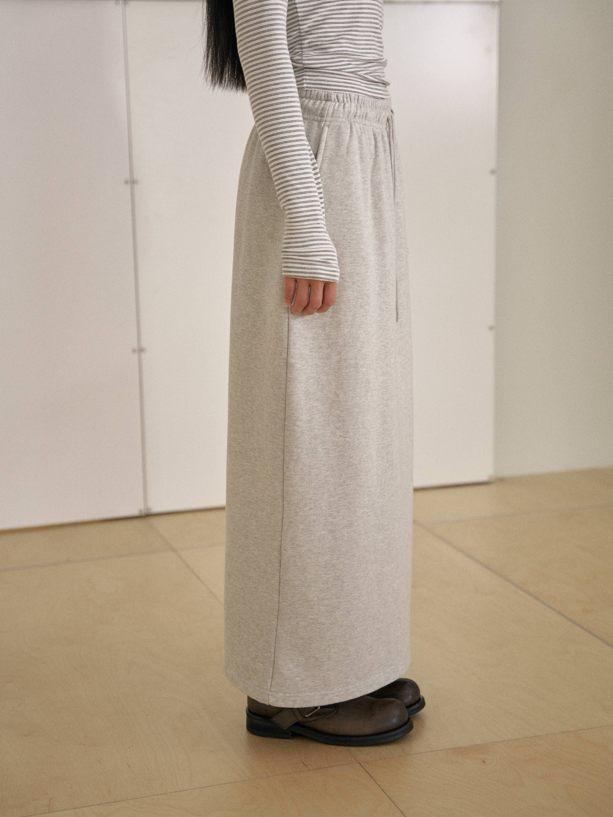 Center Slit Sweat Skirt - Light Gray 8