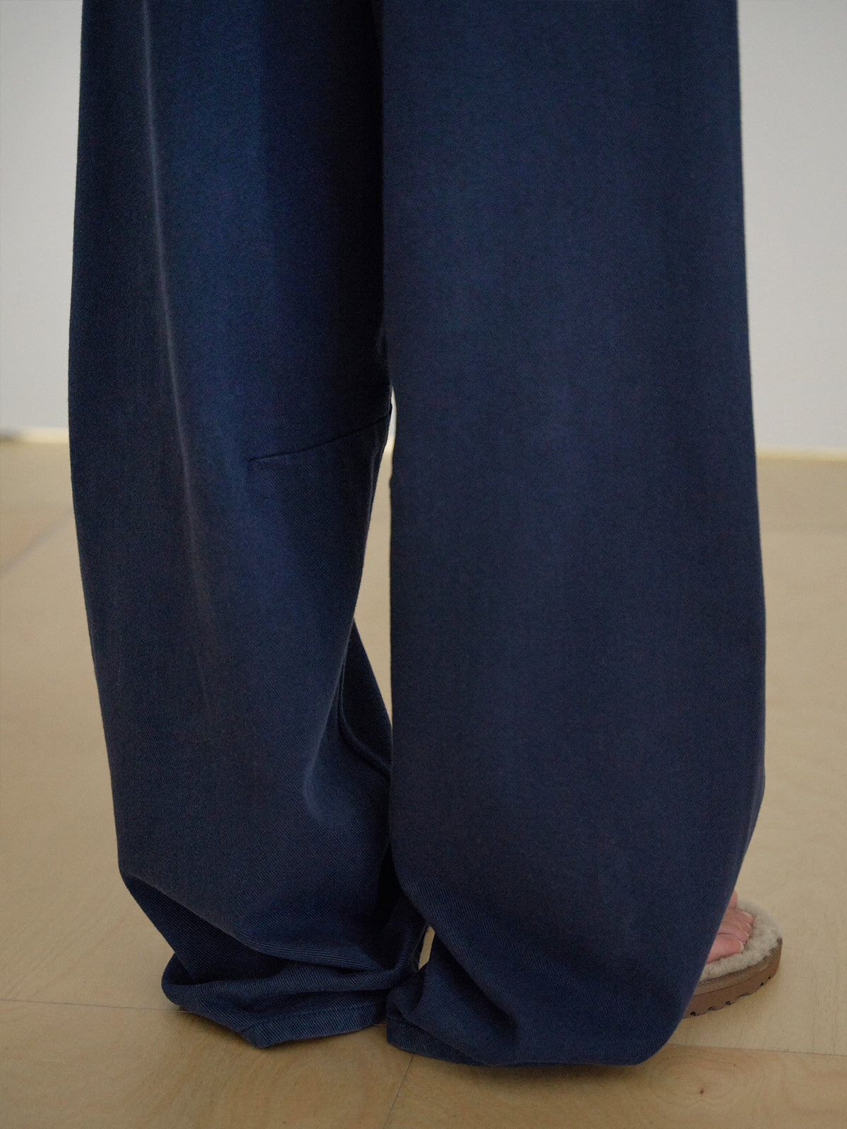 MARAN Cotton Twill Curved Pants - Navy 商品画像20/21