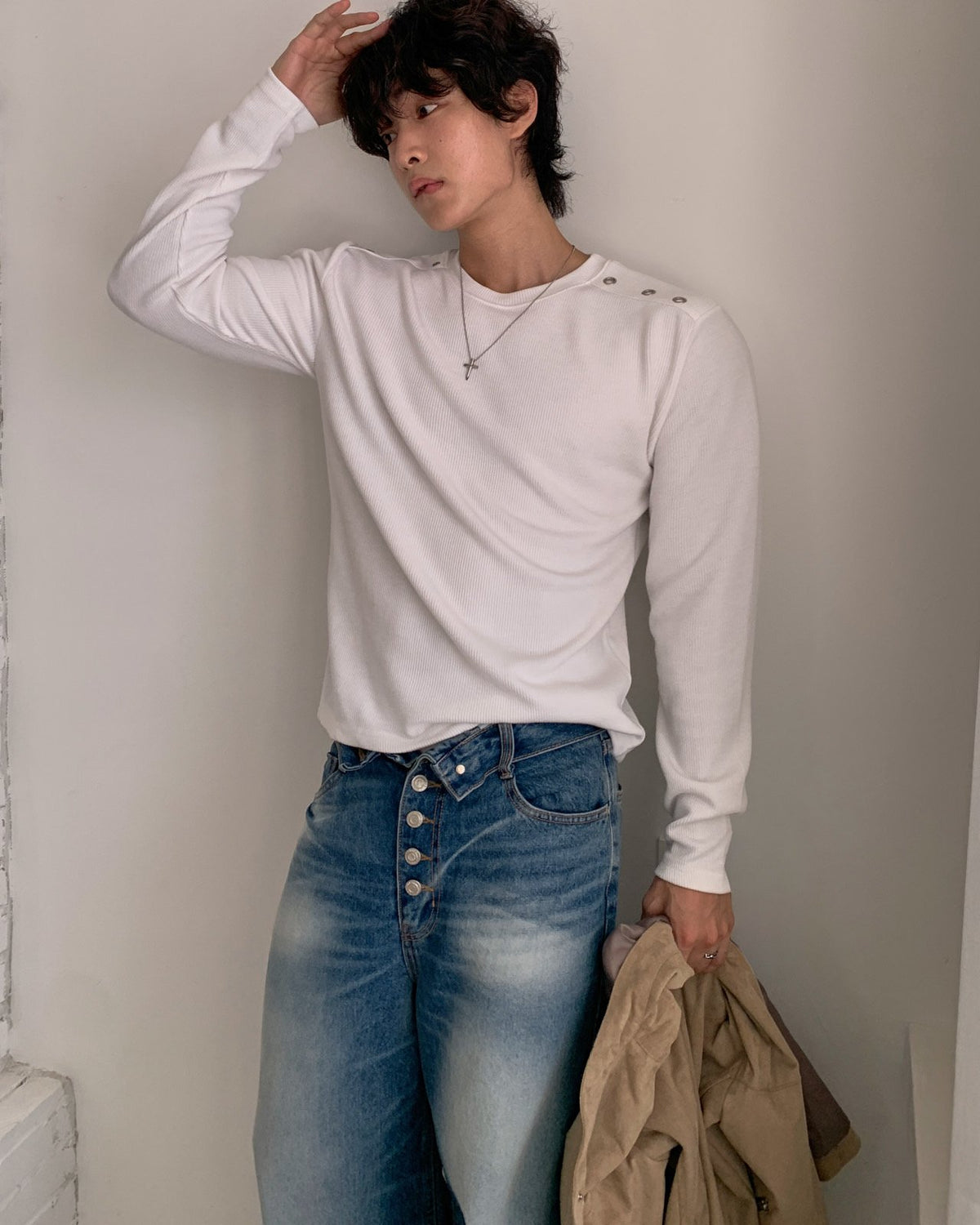 Eyelet Shoulder Long Sleeve Tee