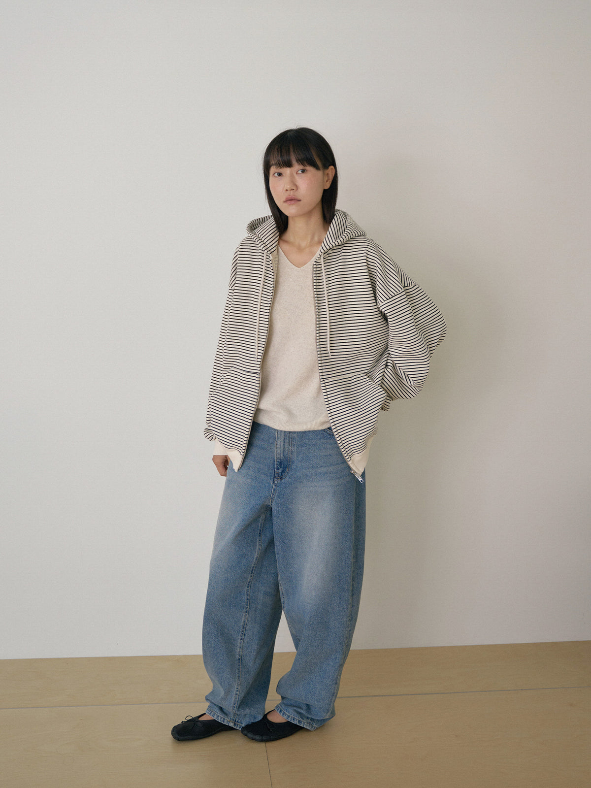 Stripe Hoodie Zip-up - Ivory 7