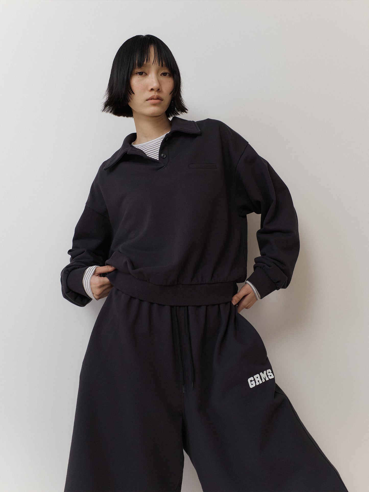 Cutoff Half Sweatpants - Charcoal