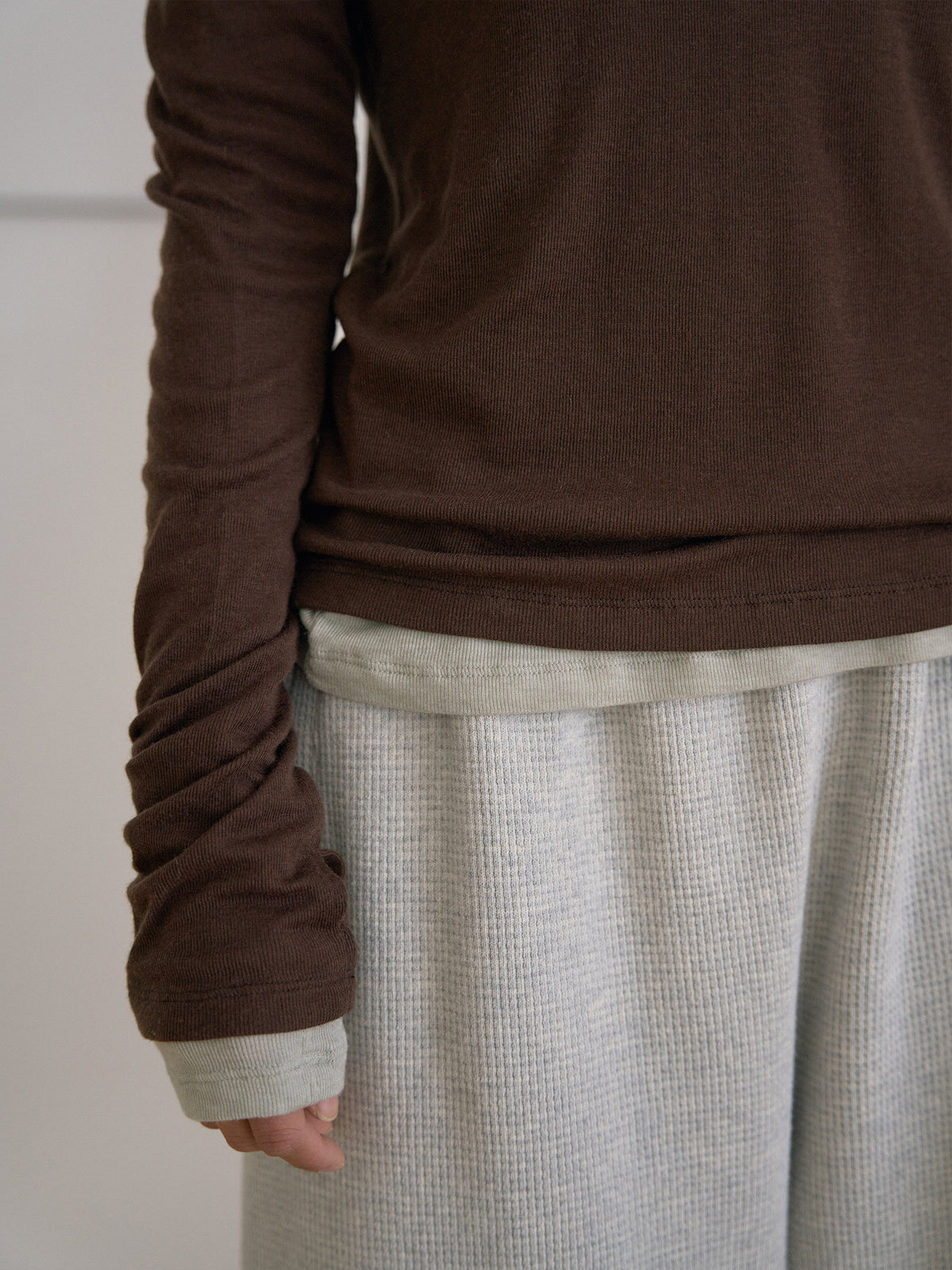 MARAN Finger Hole Long Sleeve - Brown 商品画像15/21
