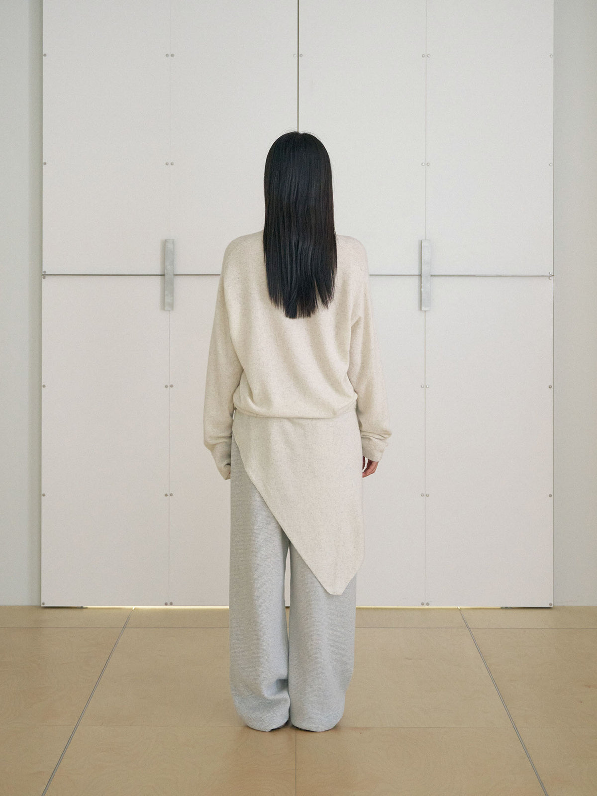 MARAN Cashmere Blend V-neck Pullover - Oatmeal 商品画像20/21