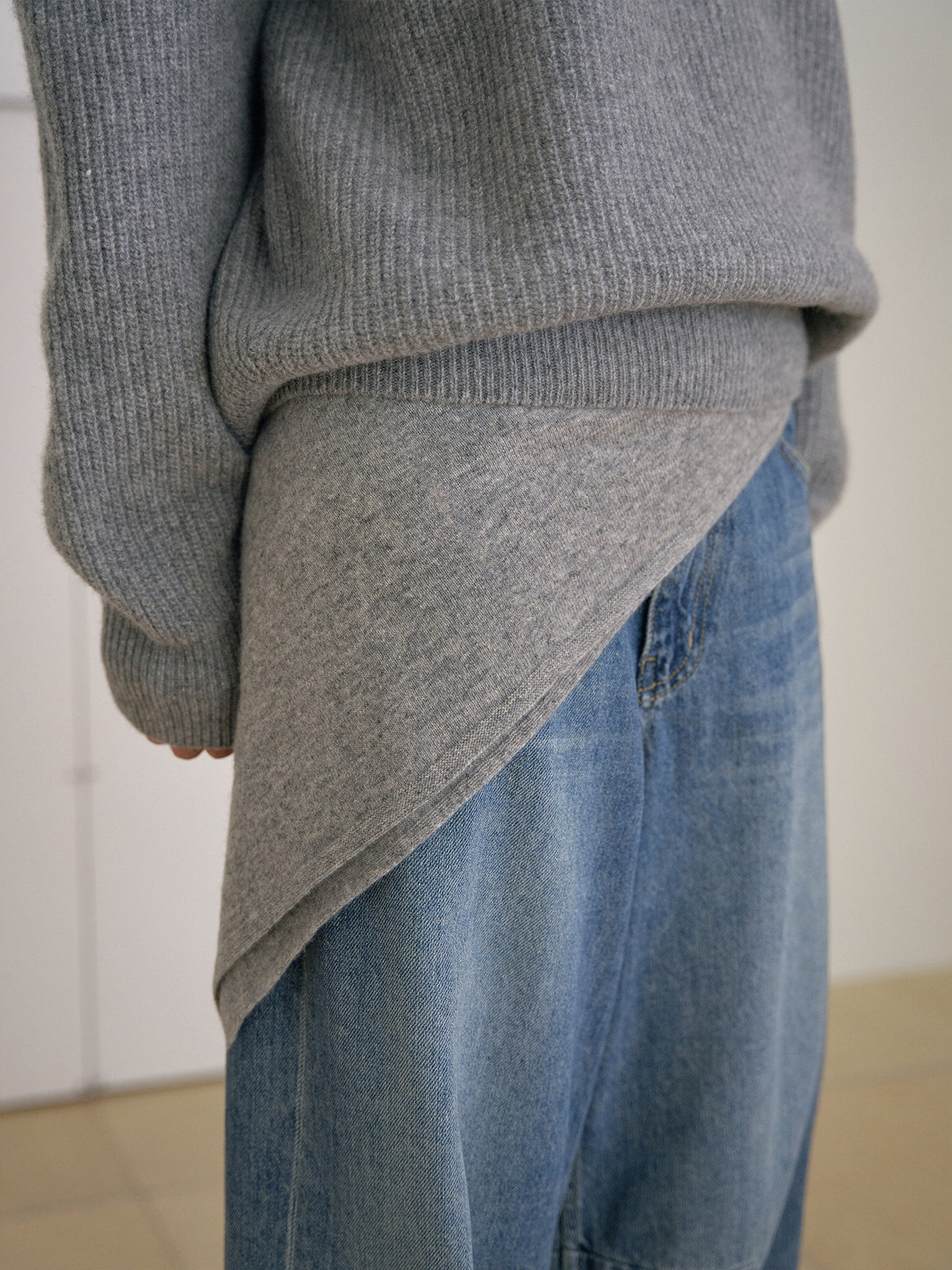 Cashmere Square Scarf - Gray 7
