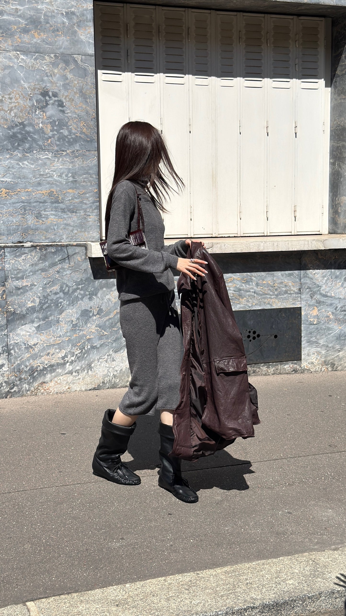 Open-neck Knit
