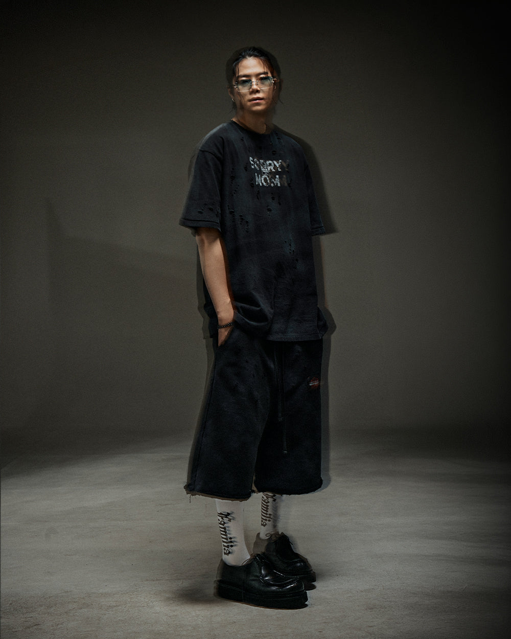 Washed destroyed bermuda P dusty black