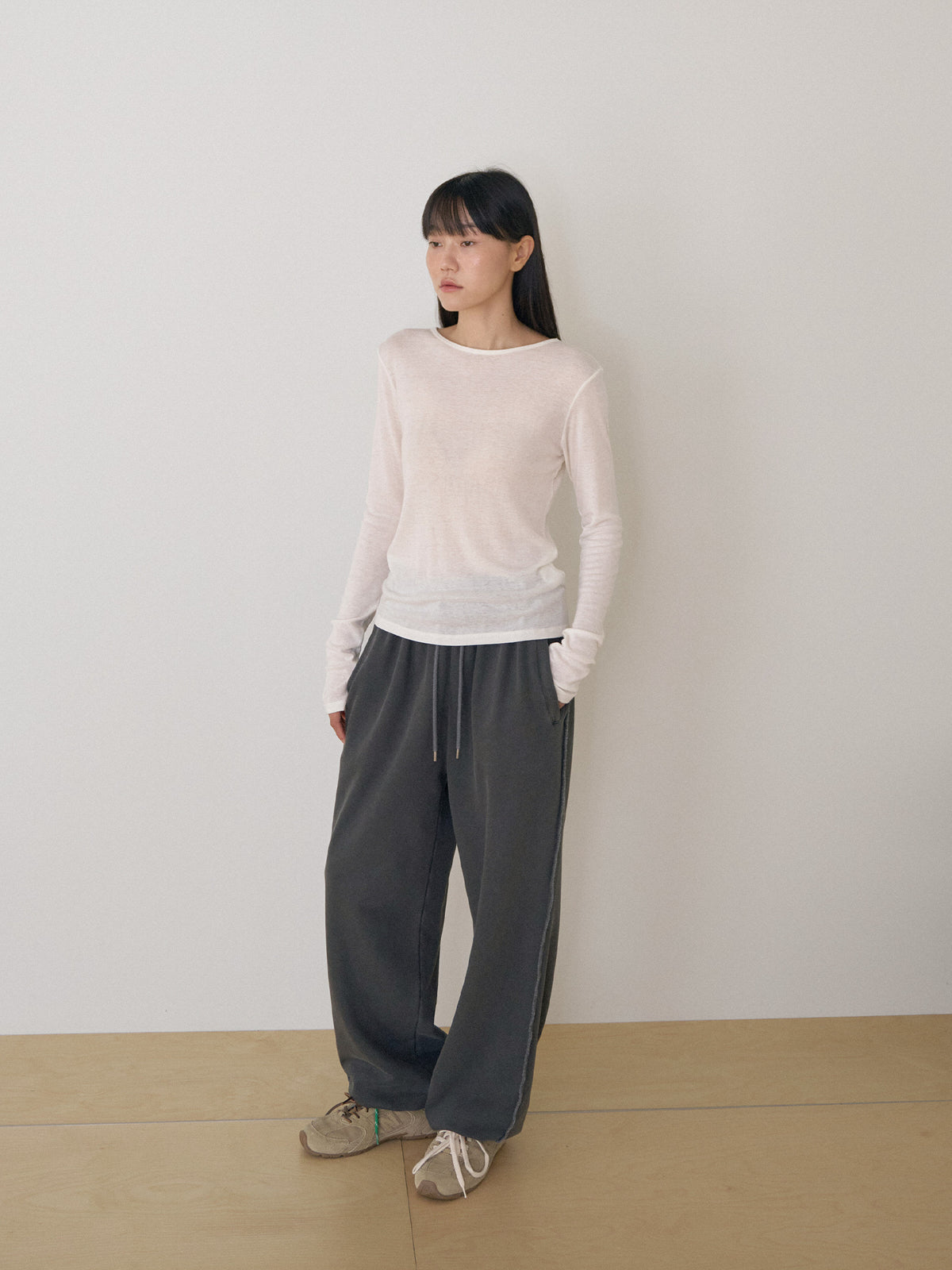 Finger Hole Long Sleeve - Ivory 4