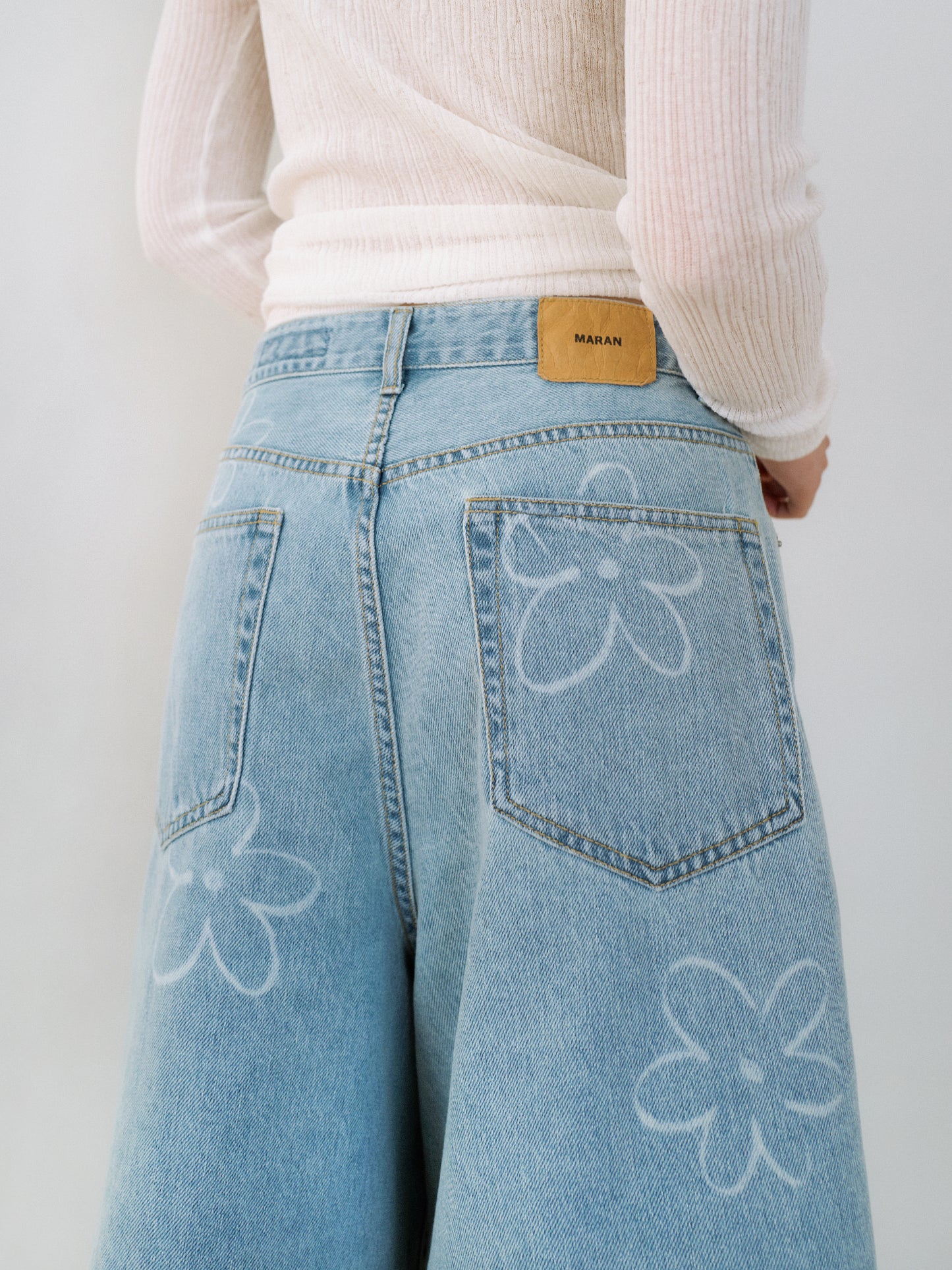 Flower Denim Shorts - Light Indigo