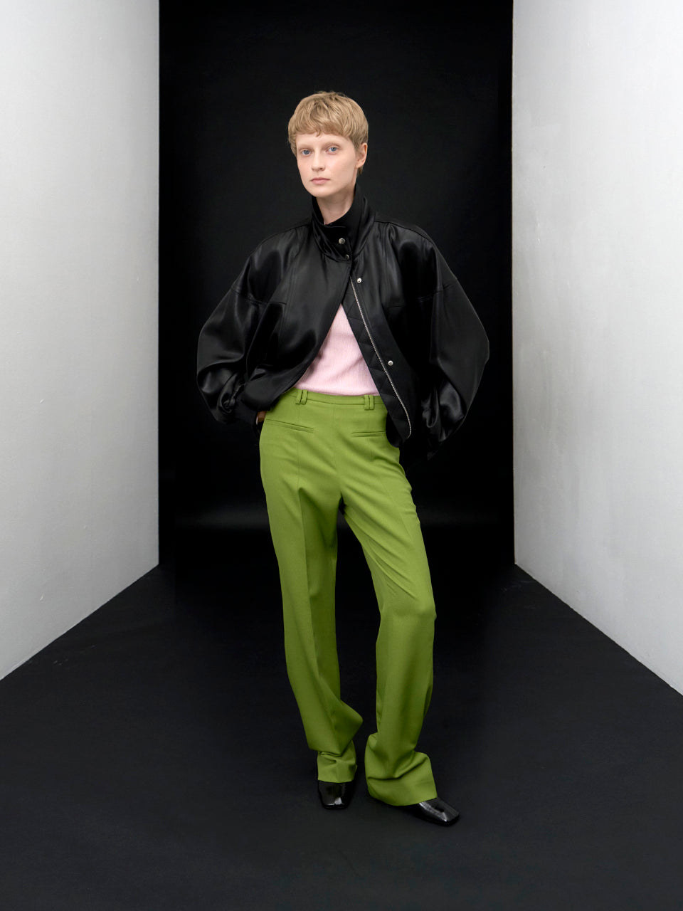 【ARIK. アリク AW】Rigil panel straight pants Grass green