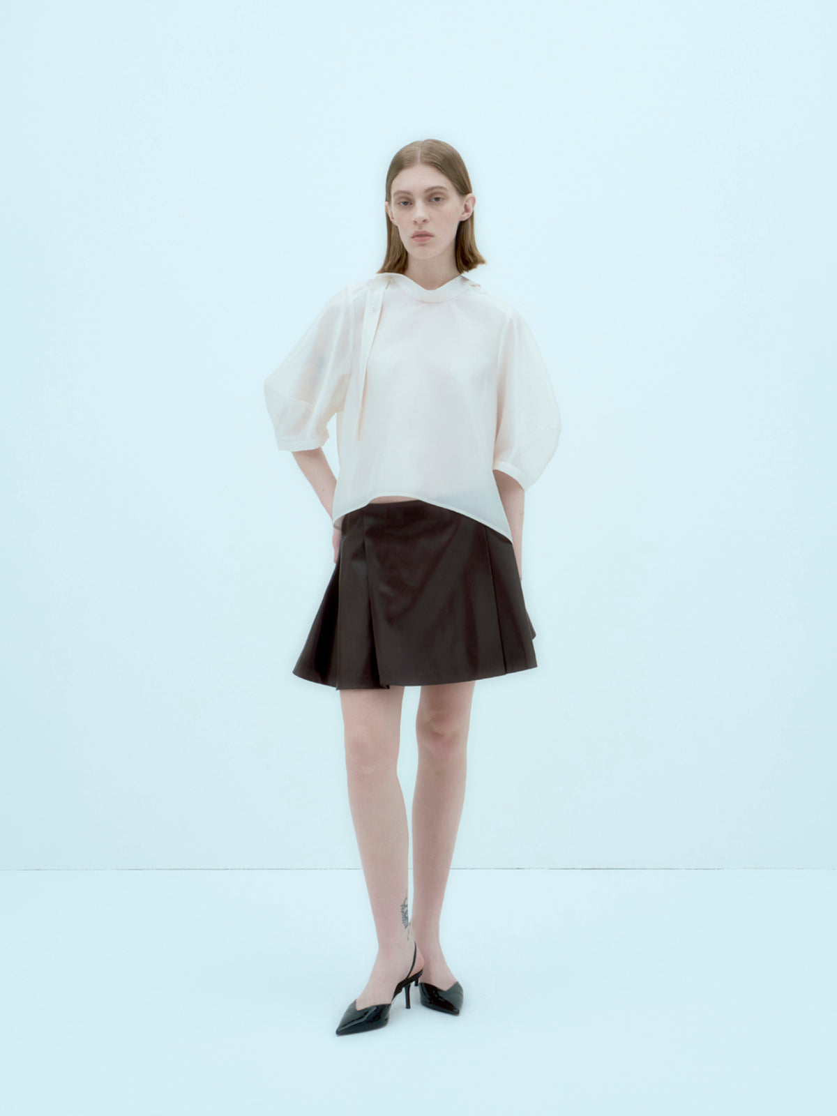 [ARIK.] [25SS] ALKES Panel flare skirt Umber Brown