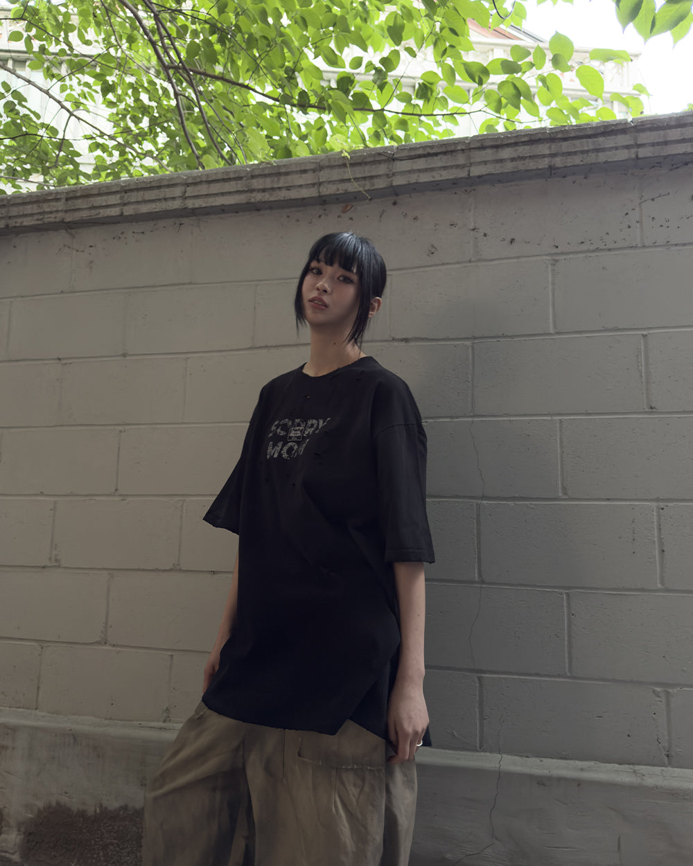 Sorry mom VTG tee BK