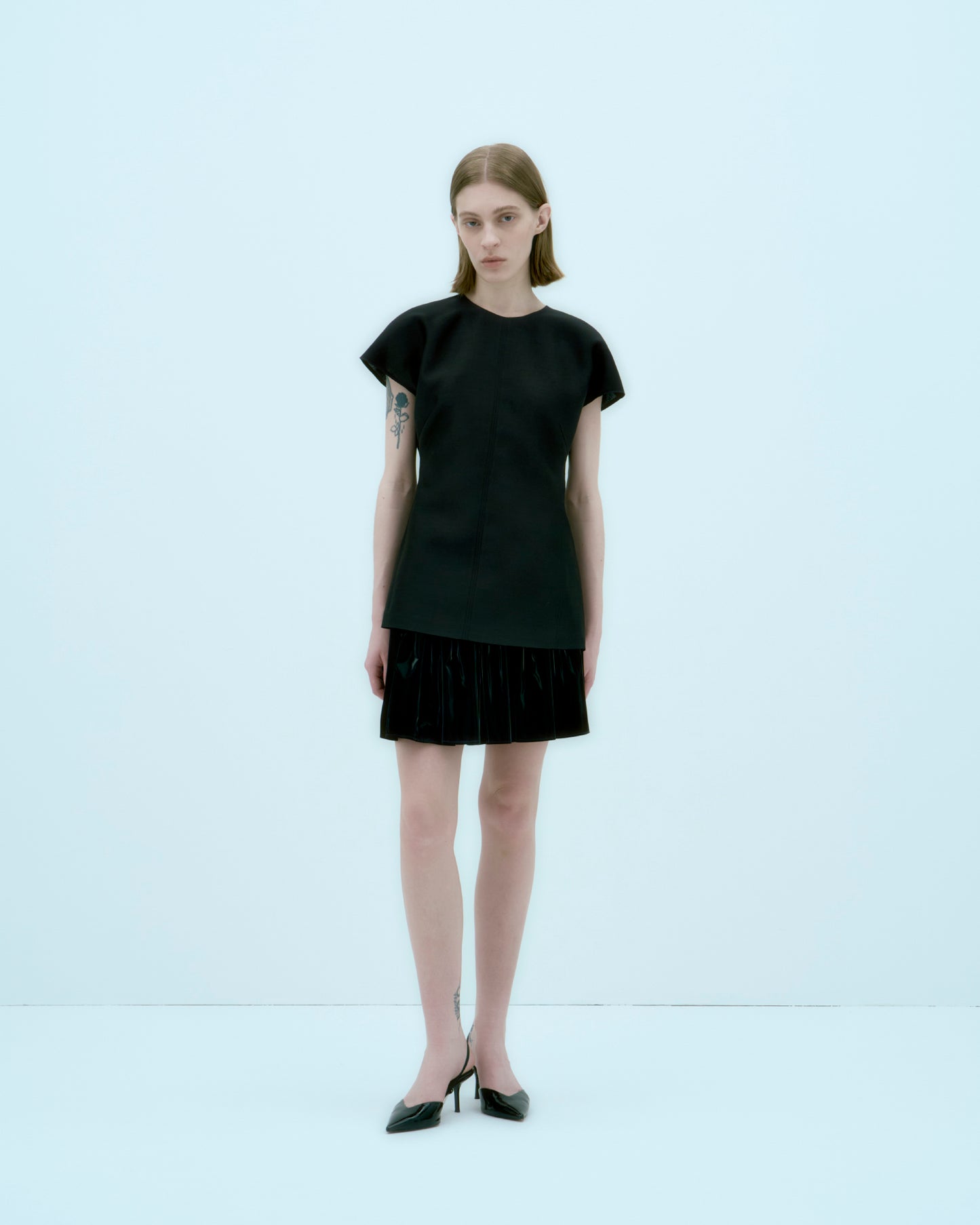 [ARIK.] [25SS] AIN silk blouse top Black