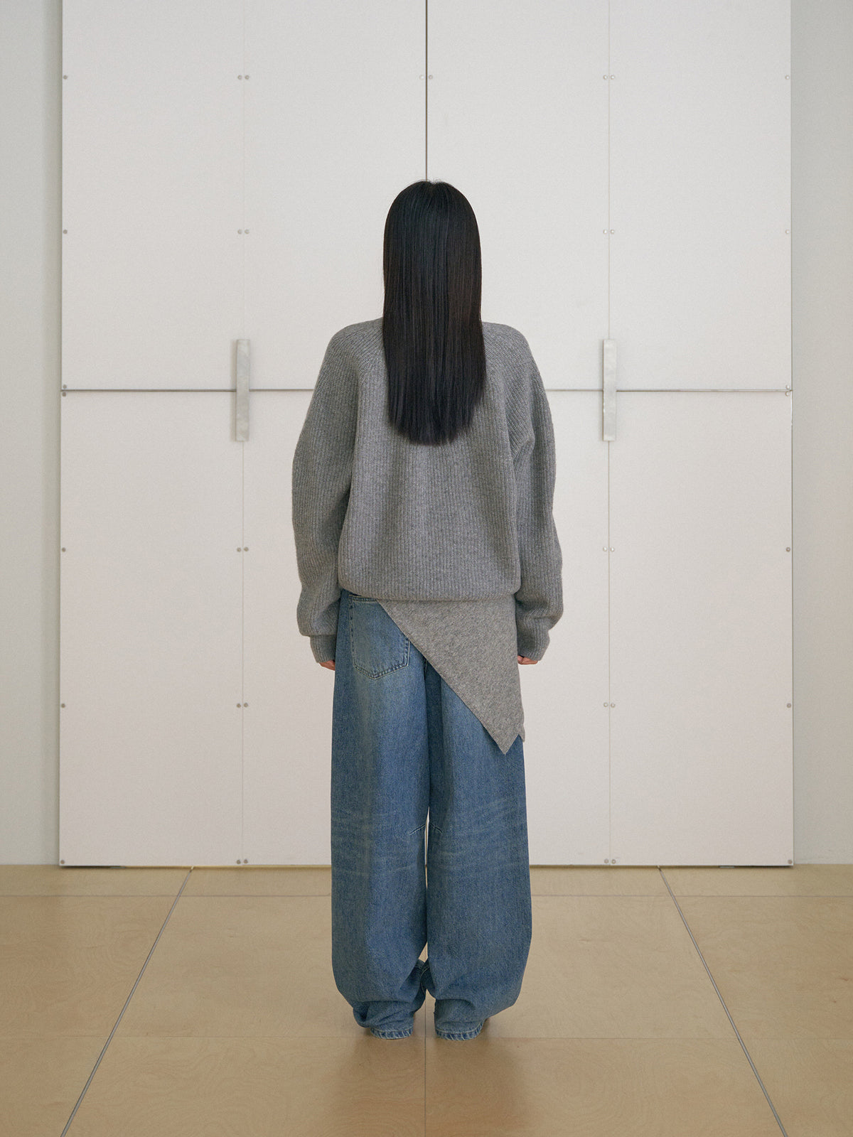 MARAN Wool V-neck Raglan Pullover - Gray 商品画像14/19