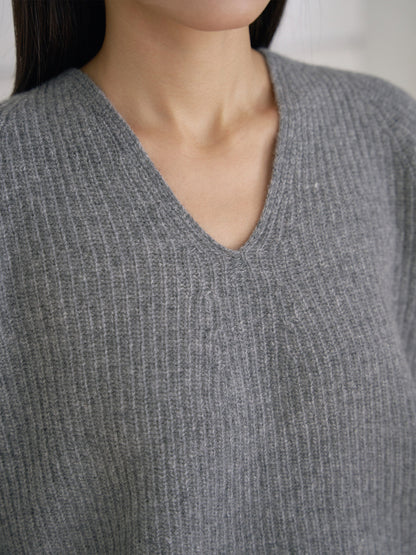 Wool V-neck Raglan Pullover - Gray 9