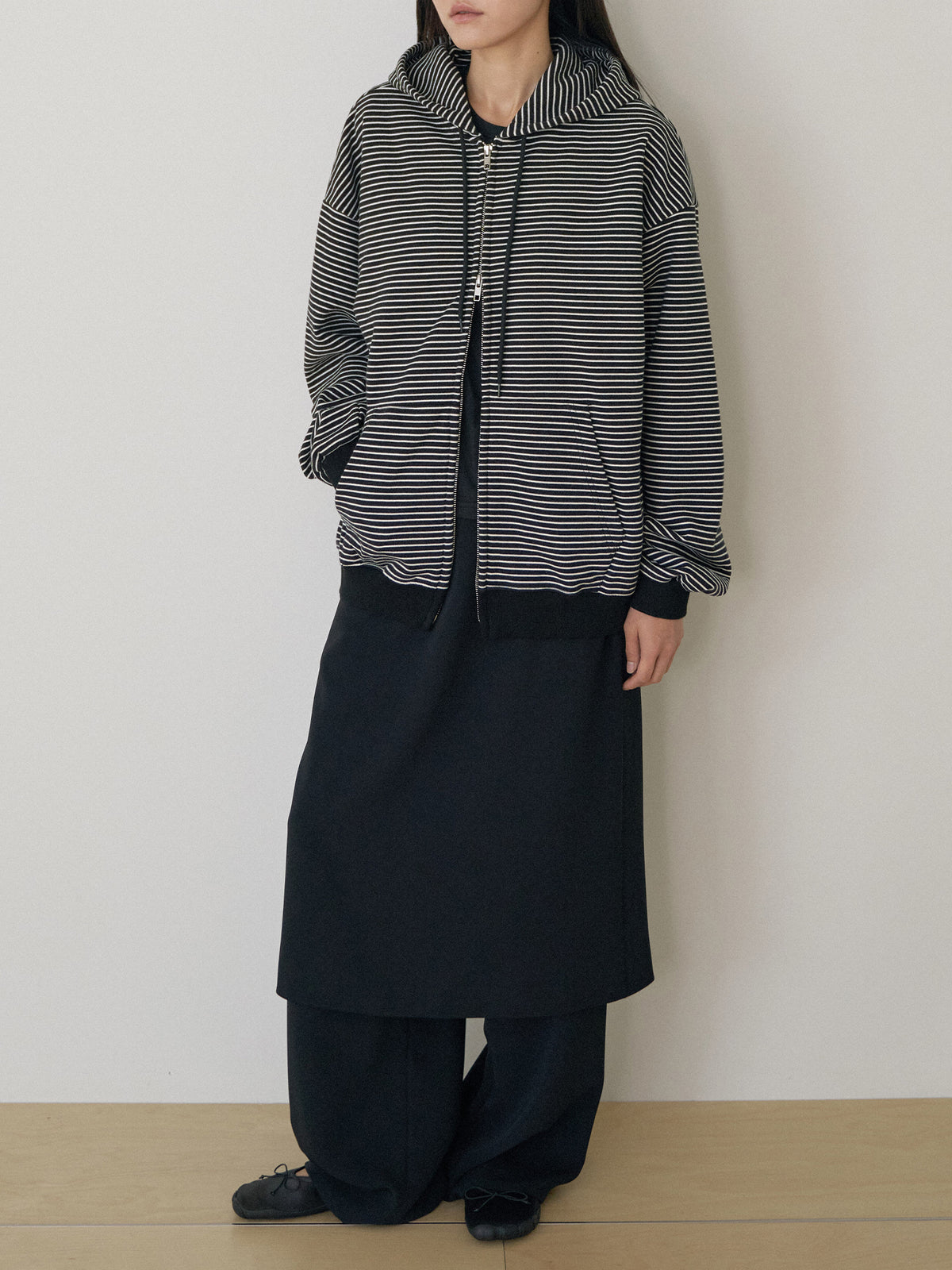 Stripe Hoodie Zip-up - Black 6