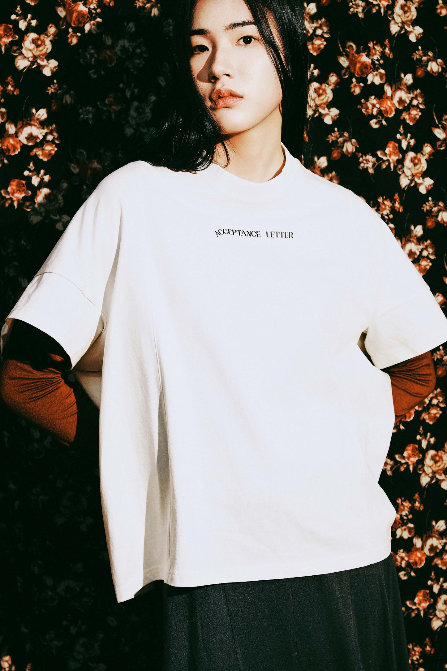 【ACCEPTANCE】Eclipse Curve T-Shirt - Cream, Black