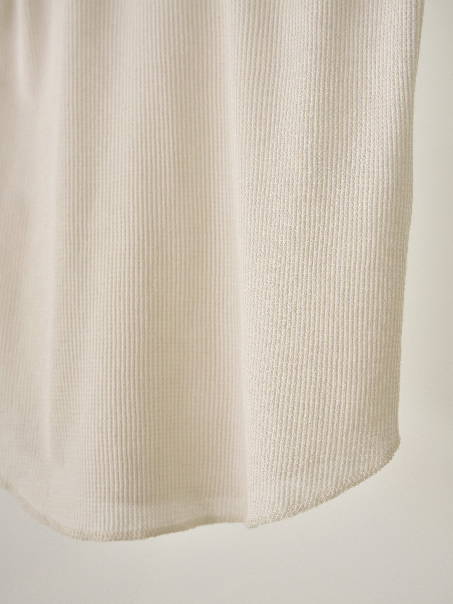Waffle Button Sleeveless - Beige