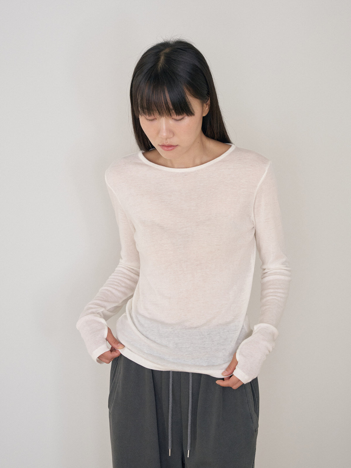 Finger Hole Long Sleeve - Ivory 3