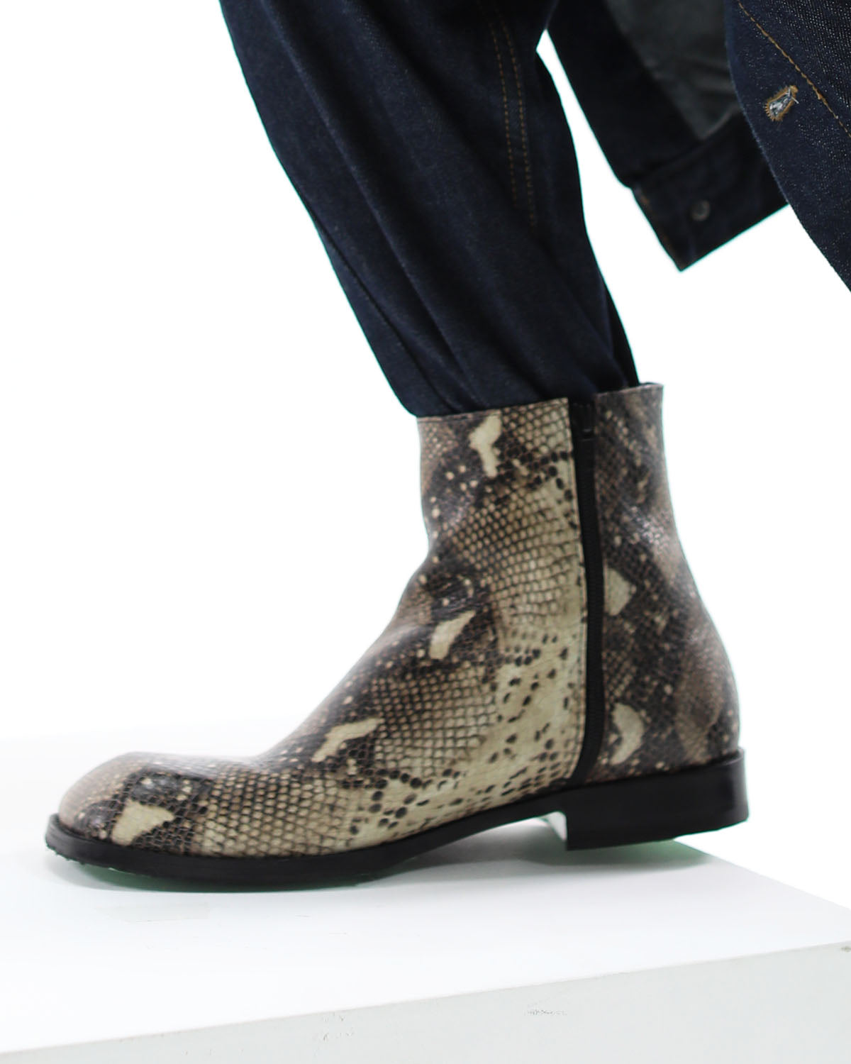 Squaretoe Python Boots - MAGNOLIAONLINE