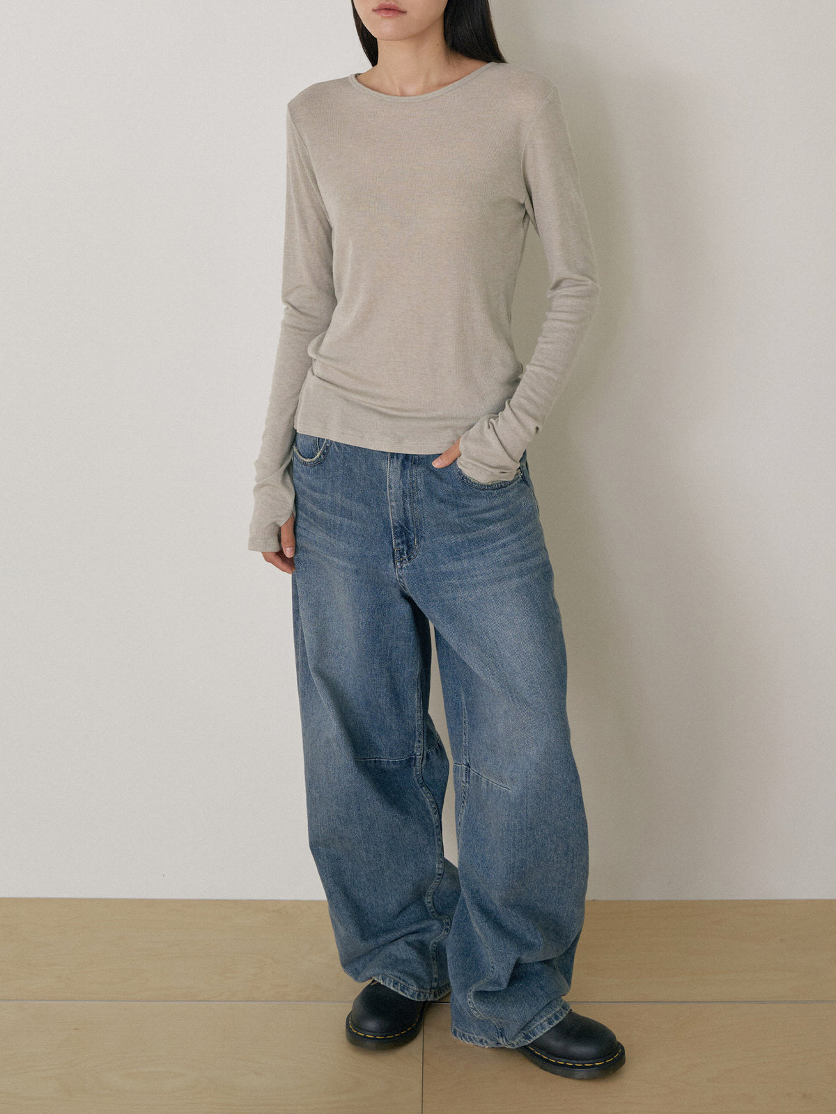 Finger Hole Long Sleeve - Green 3