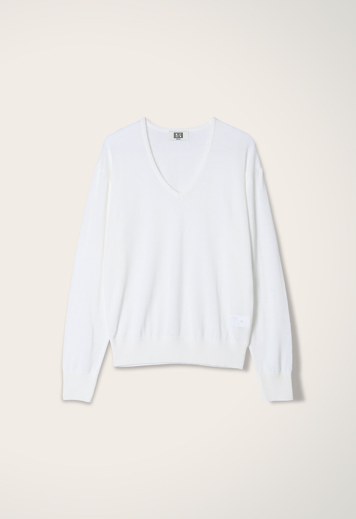 Luna Simple V-neck Knit