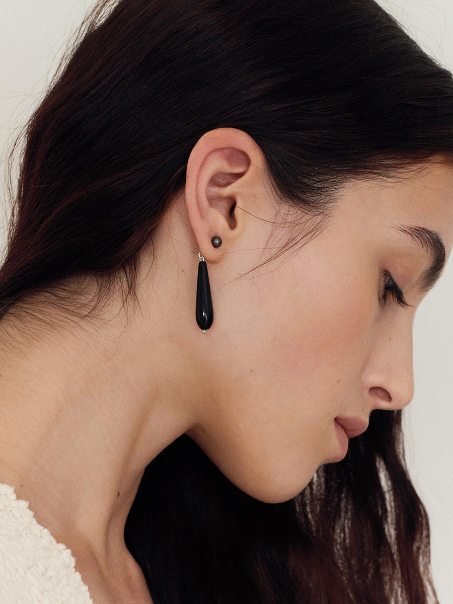 Park pine in onyx earring