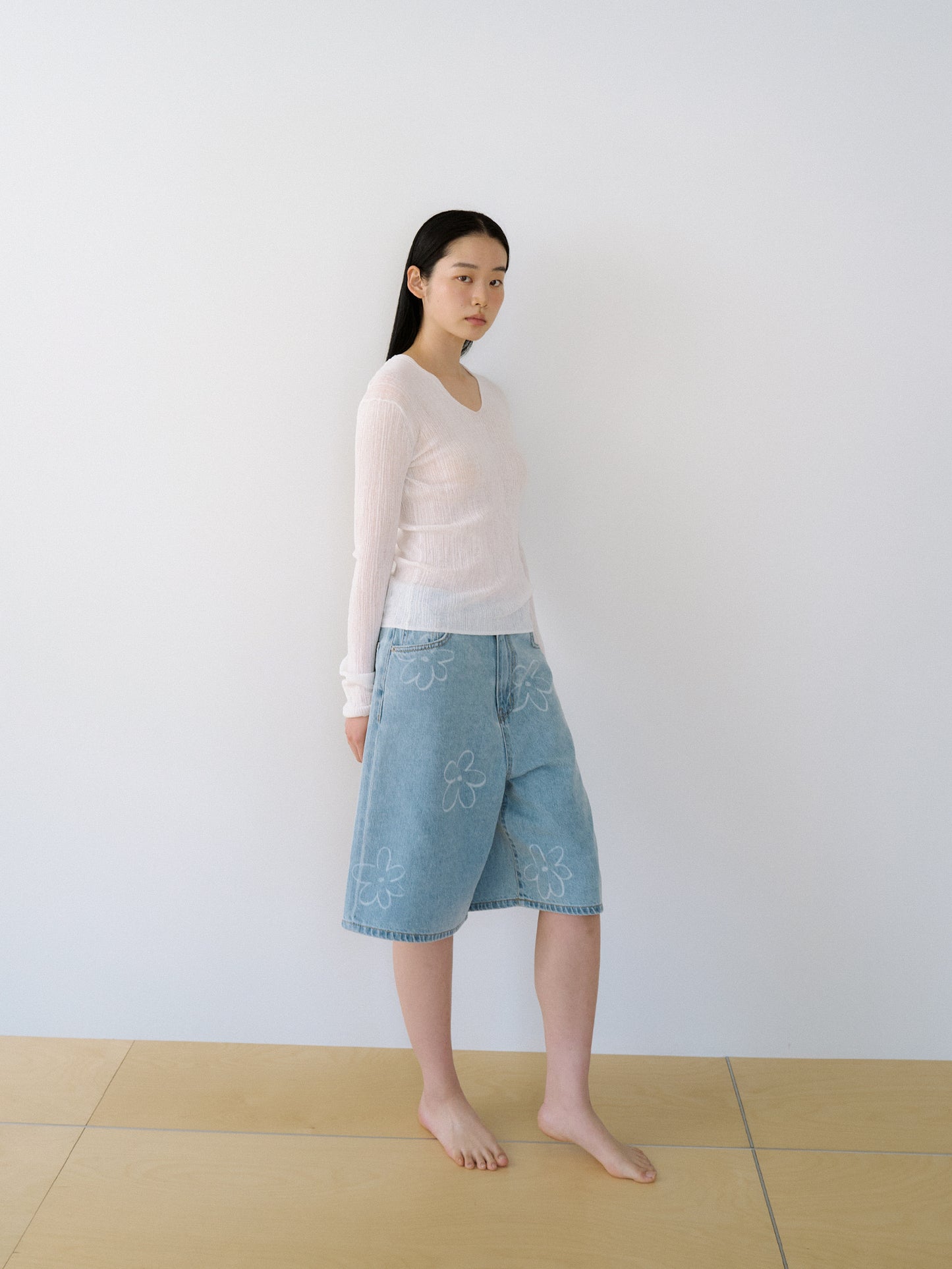 Flower Denim Shorts - Light Indigo