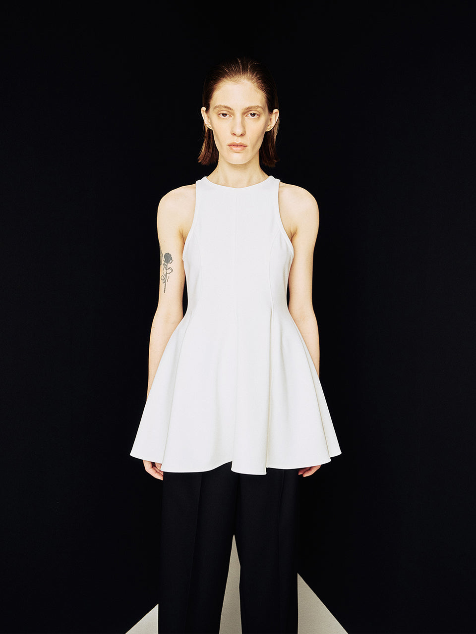 [ARIK.] [24SS] MIRA panel flare sleeveless top Ivory