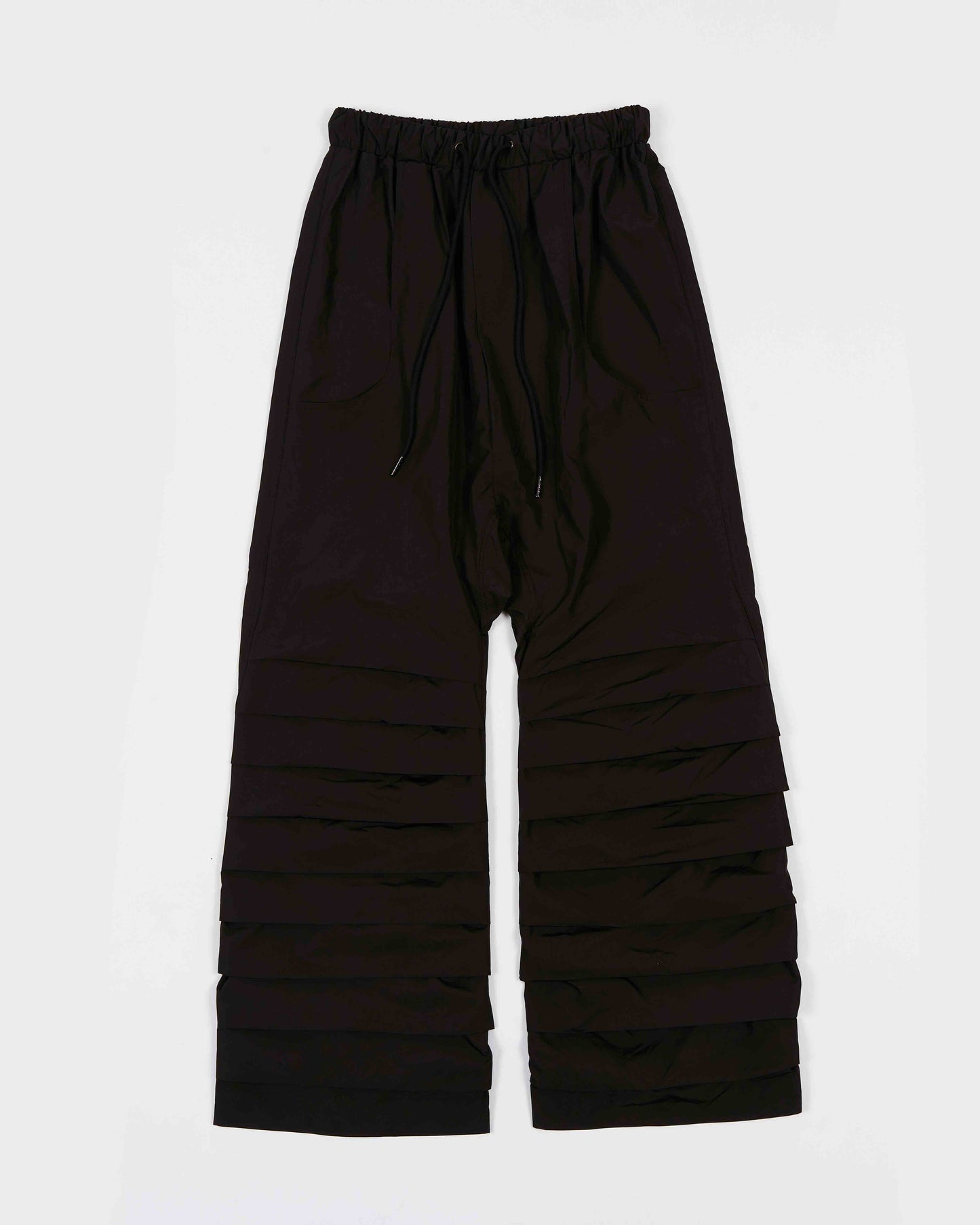 【MOMMANWA モンマンワ】TUKED BAGGY PANTS (BLACK)