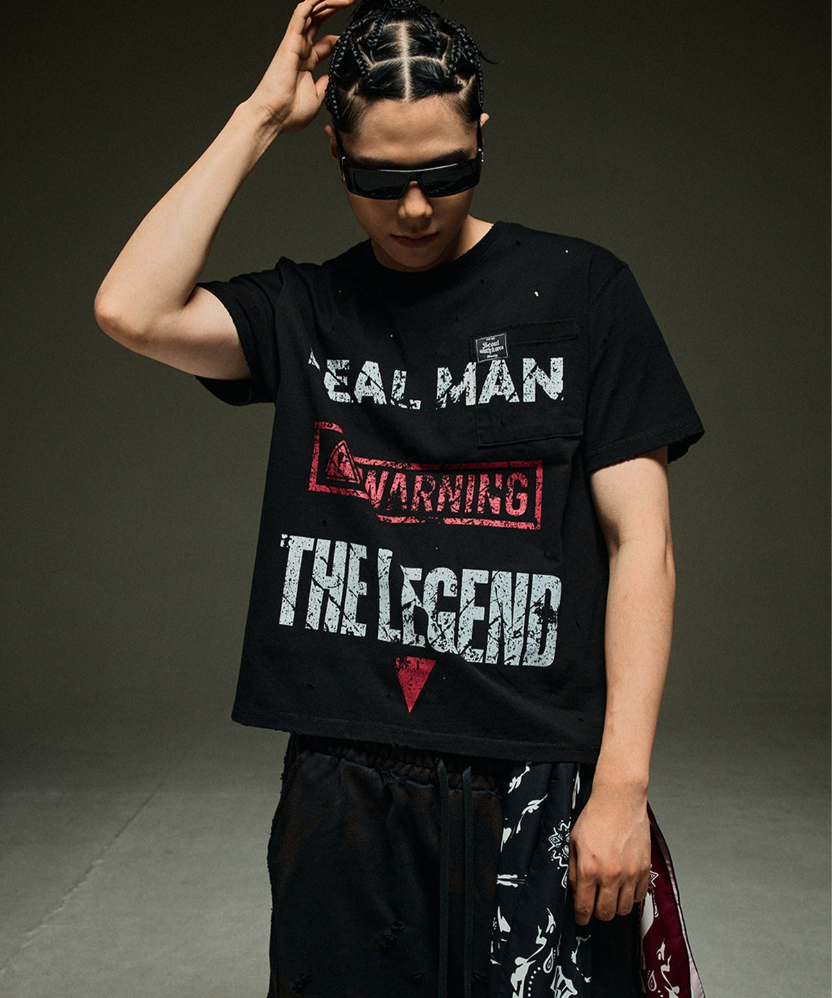 Real man is Legend tee