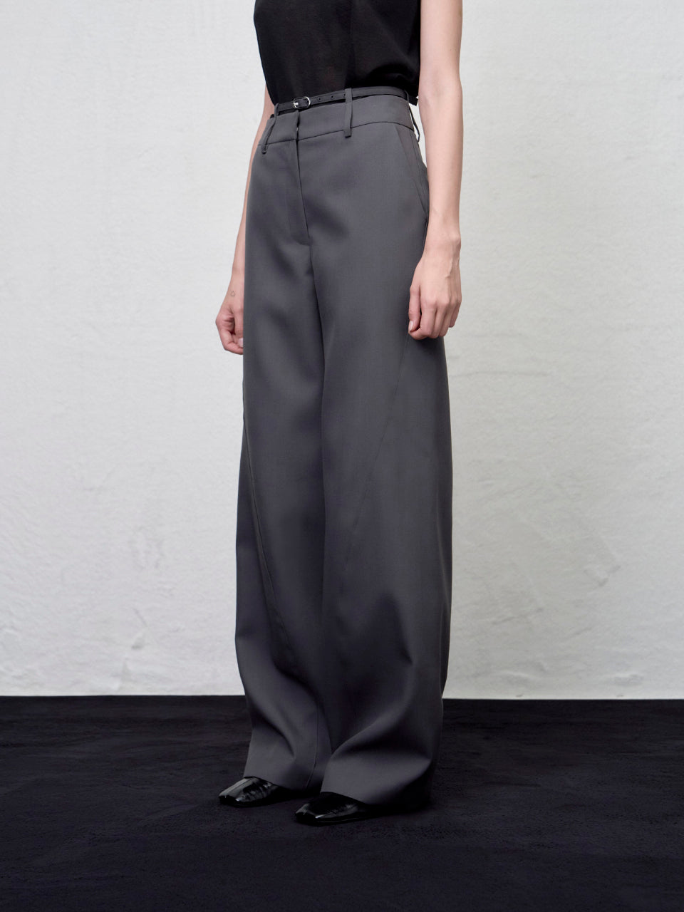【ARIK. アリク AW】Tarius twisted belted wide pants Grey