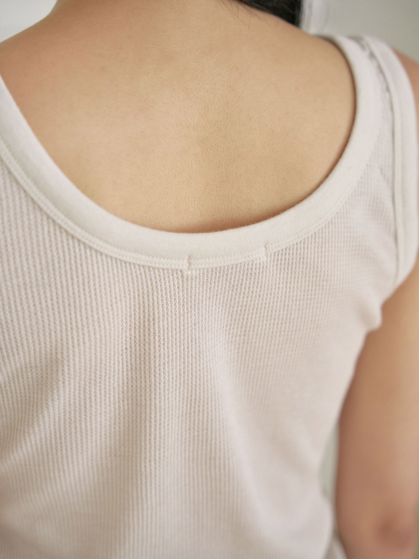 Waffle Button Sleeveless - Beige