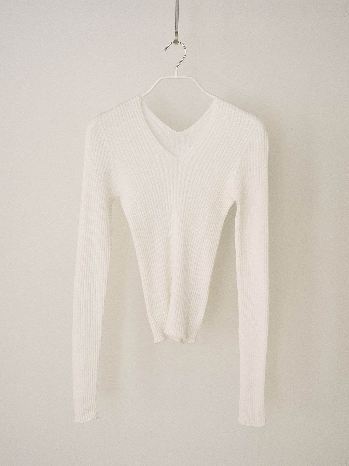 Double V-neck Rib Pullover - Ivory 8