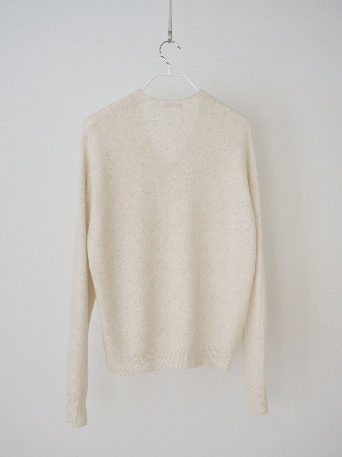 Cashmere Blend V-neck Pullover - Oatmeal 9